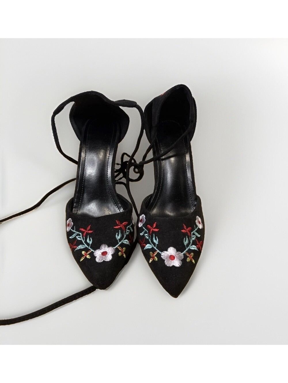 Women’s Floral Embroidered Lace Up Heels Black Size 38 Pointed Toe